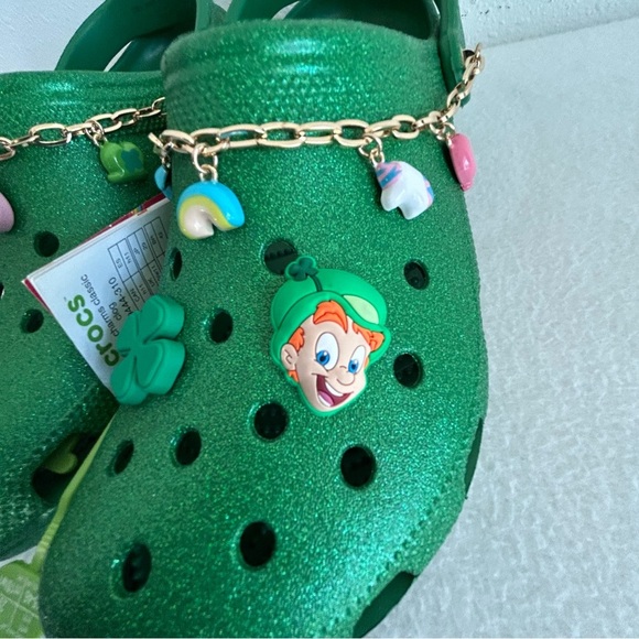 CROCS Lucky Charms Green Men\'s Size 11 Lots of Jibbitz AND Charms NEW main image 13